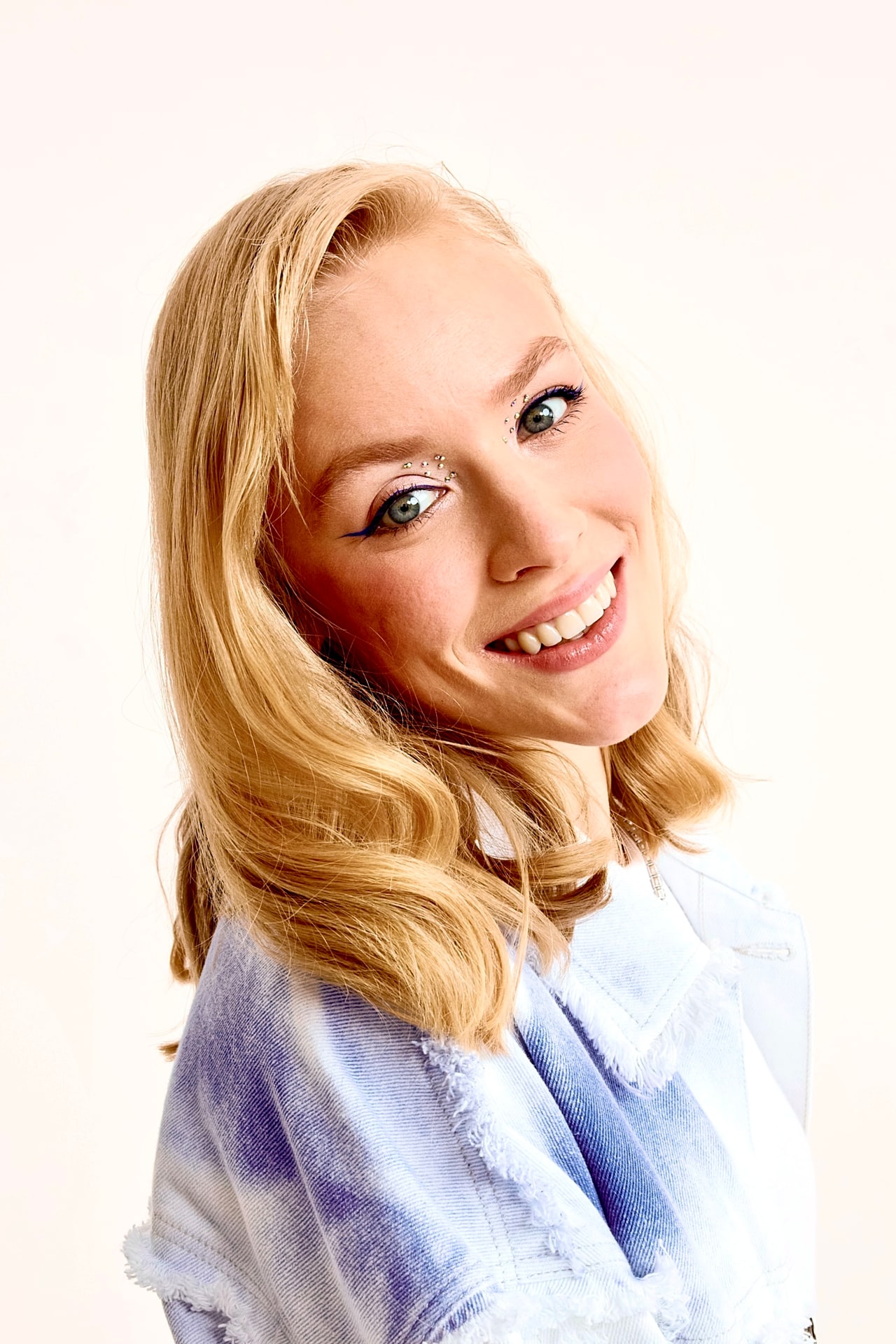 Quests Slider Item 1