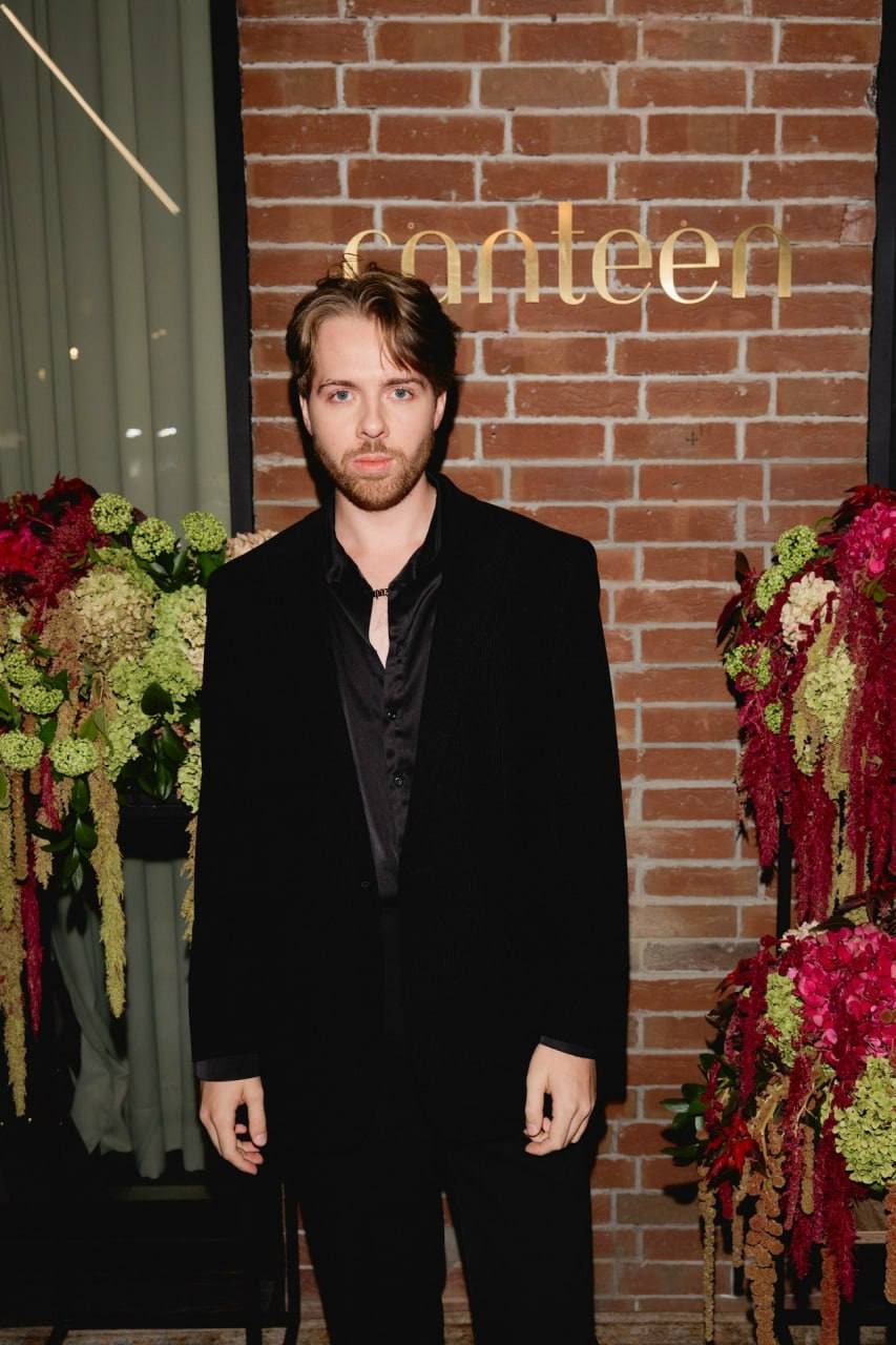 Quests Slider Item 1