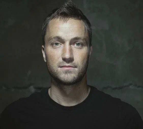 Quests Slider Item 1